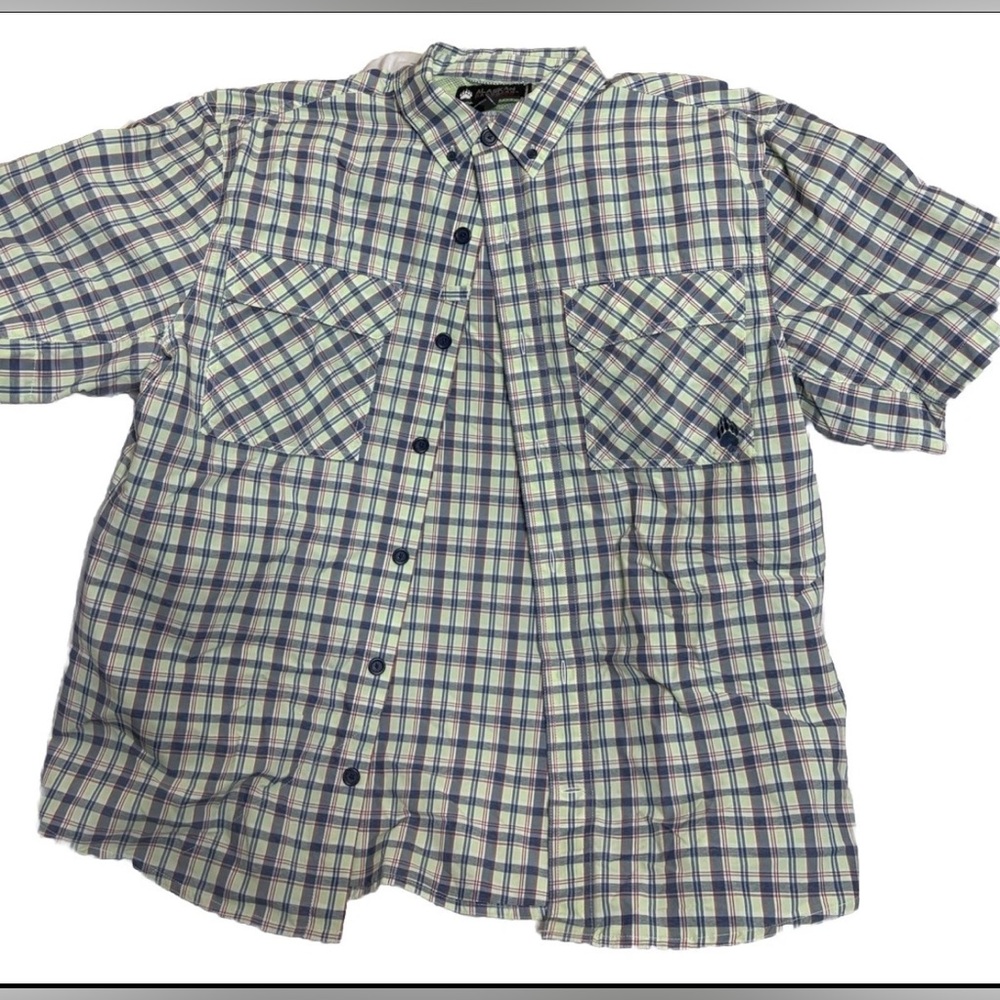 Alaskan Hardgear Shirt Men L Vented Short Sleeve Button Up  Plaid